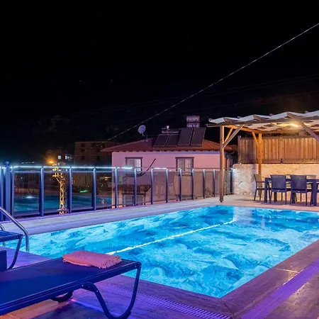 Villa Savaya 2 *