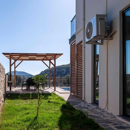 Savaya 2 Villa *