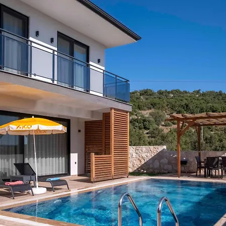 Villa Savaya 2 *